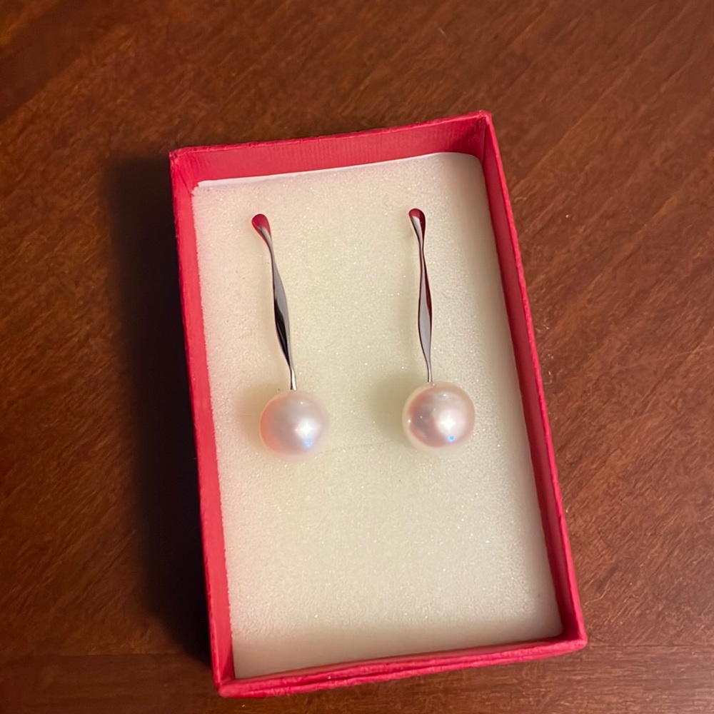 Sterling silver and cultured pearl earrings